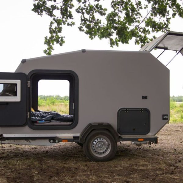 Teardrop MT2_links_Türen offen